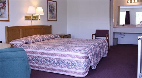 Peach Tree Inn Μπράνσον Εξωτερικό φωτογραφία